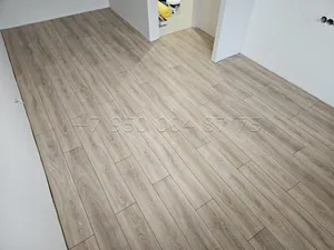 Укладка ламината в комнате в Санкт-Петербурге — фото выполненной работы 1