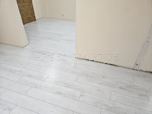 Укладка ламината в магазине в Санкт-Петербурге — фото выполненной работы 3