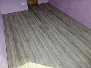 Укладка ламината в комнате в Санкт-Петербурге — фото выполненной работы 1